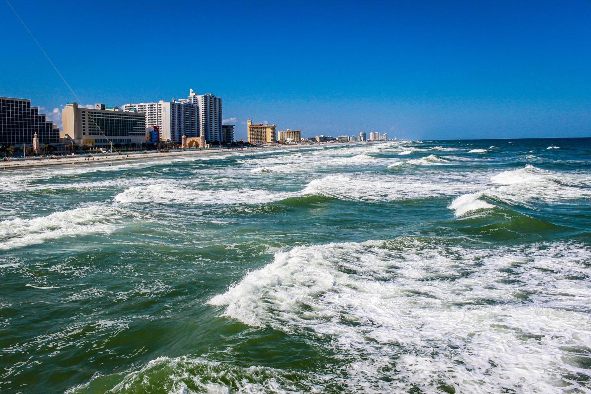 Atlantic Condos By The Beach Daytona Beach Shores Room photo